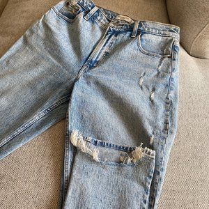 Abercrombie & Fitch The 90's Skinny High Rise Jeans